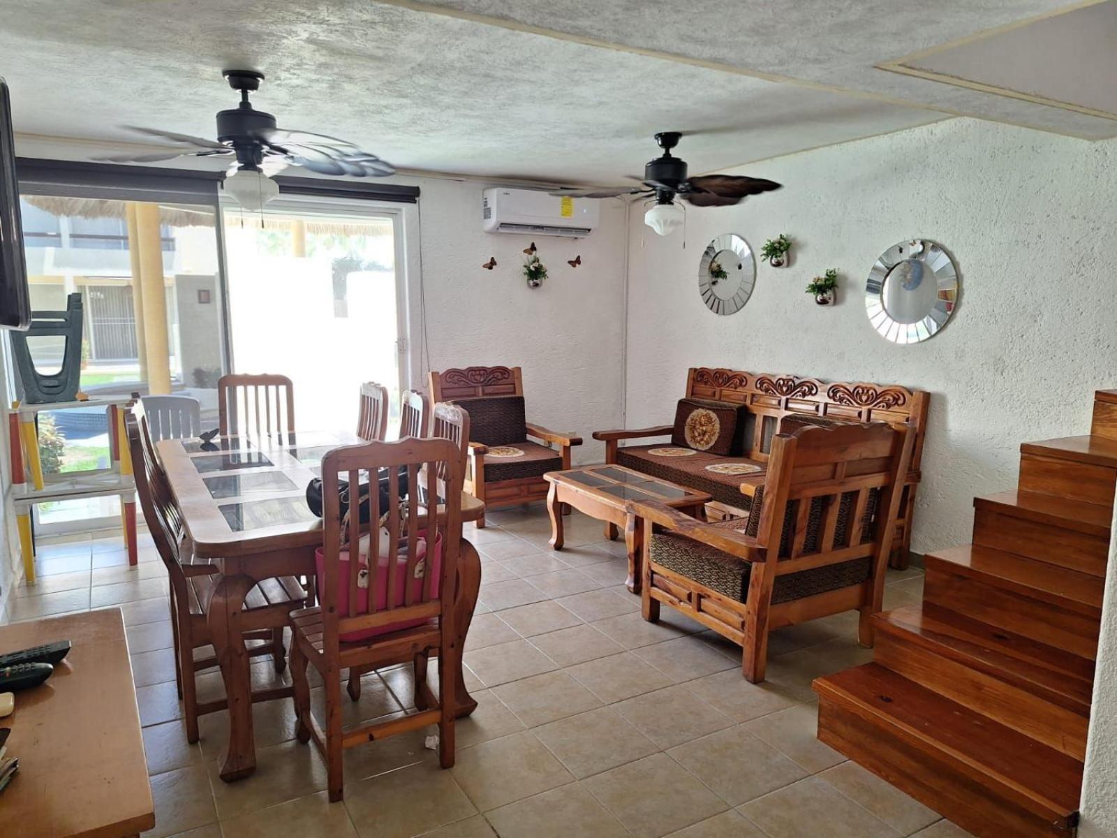 Case de vacanță La Palma Diamante 3br *